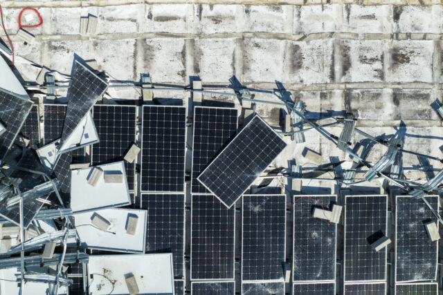 Mehr über den Artikel erfahren Baustopp bei Solaranlagen: Die unsichtbare Krise der Energiewende